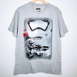 NWOT Star Wars Grey Stormtrooper Face Mask T-Shirt